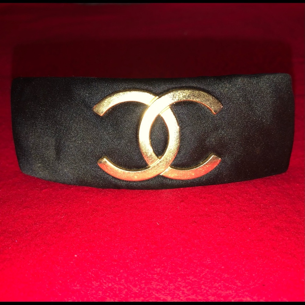Authentic Vintage Chanel Black Barrette Gold CC Detail